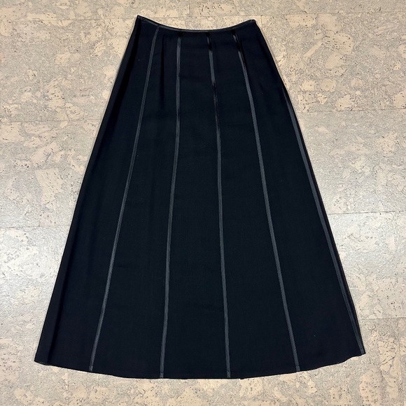 Vintage Ralph Ralph Lauren Long Black Wool Skirt with Silk Piping Size 4 - Picture 3 of 12